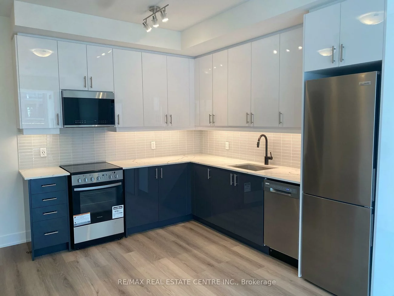 2333, Khalsa, 1019 - WM Westmount, Oakville