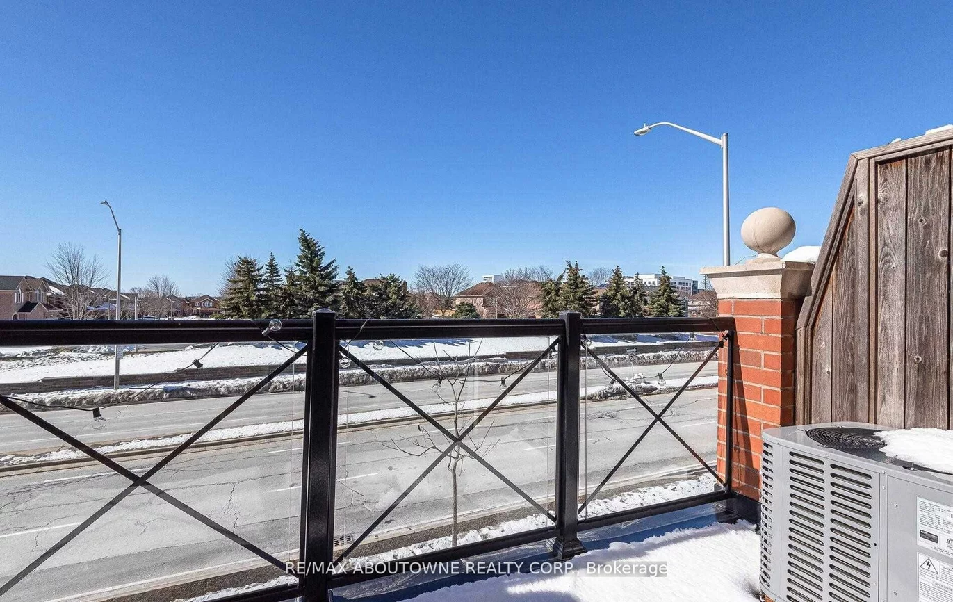 2557, Sixth, 1015 - RO River Oaks, Oakville