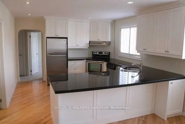 84, Reynolds, 1013 - OO Old Oakville, Oakville