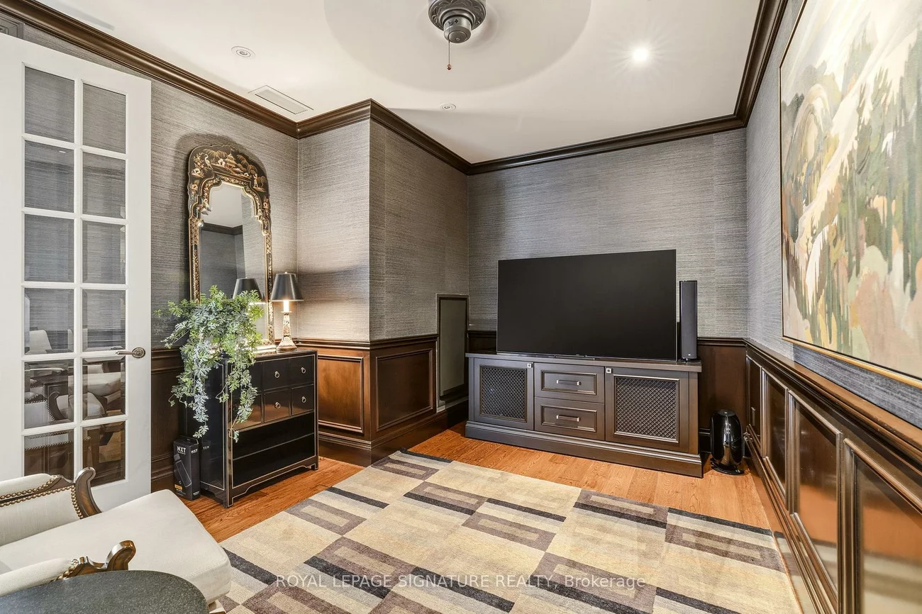 111, Forsythe, 1002 - CO Central, Oakville