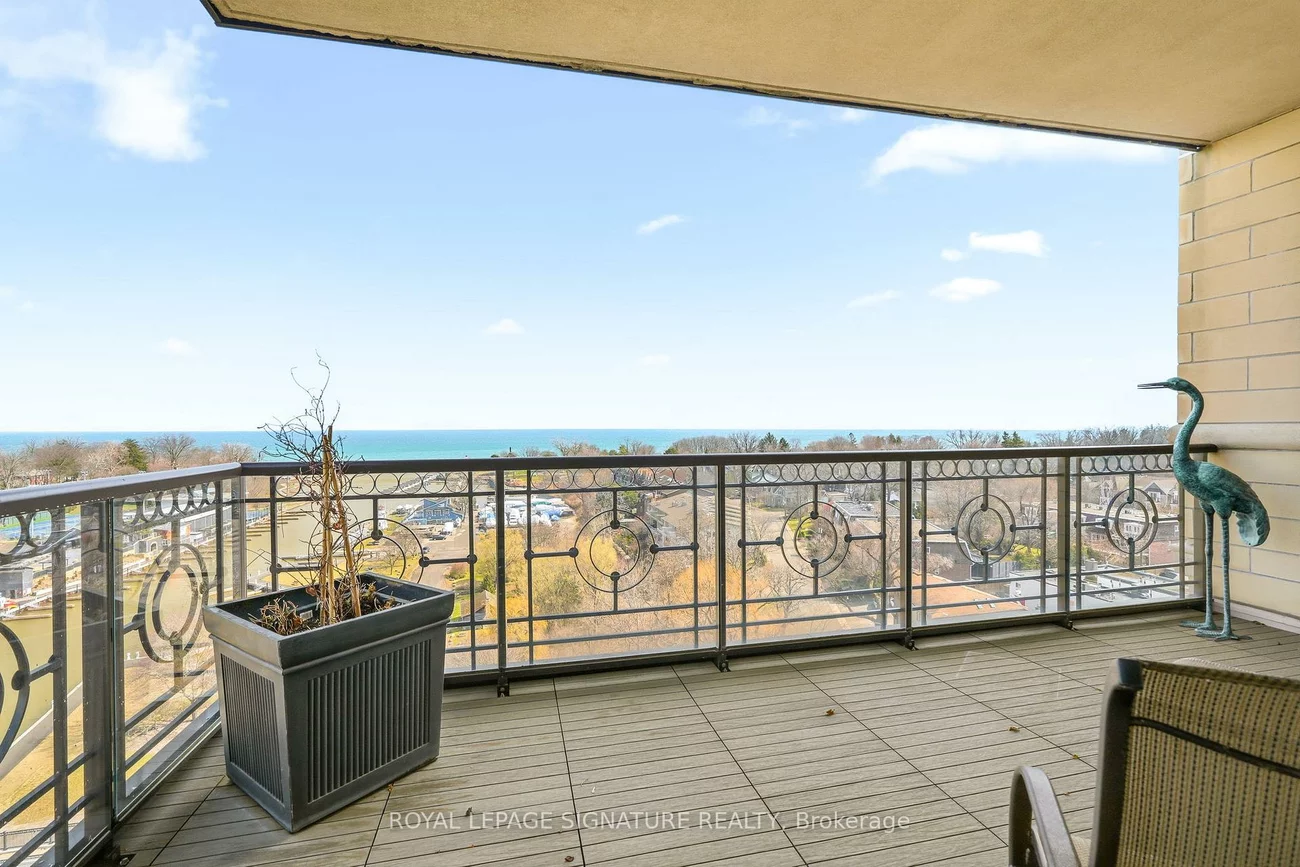 111, Forsythe, 1002 - CO Central, Oakville