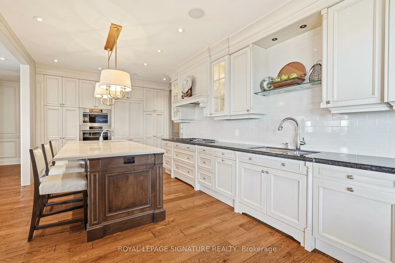 111, Forsythe, 1002 - CO Central, Oakville