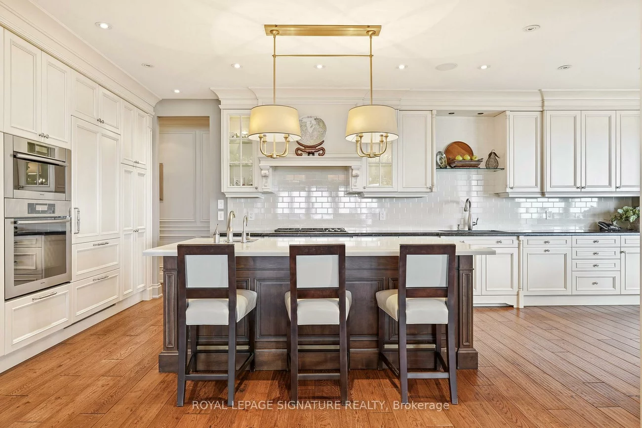 111, Forsythe, 1002 - CO Central, Oakville