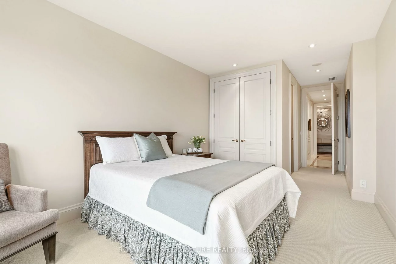 111, Forsythe, 1002 - CO Central, Oakville