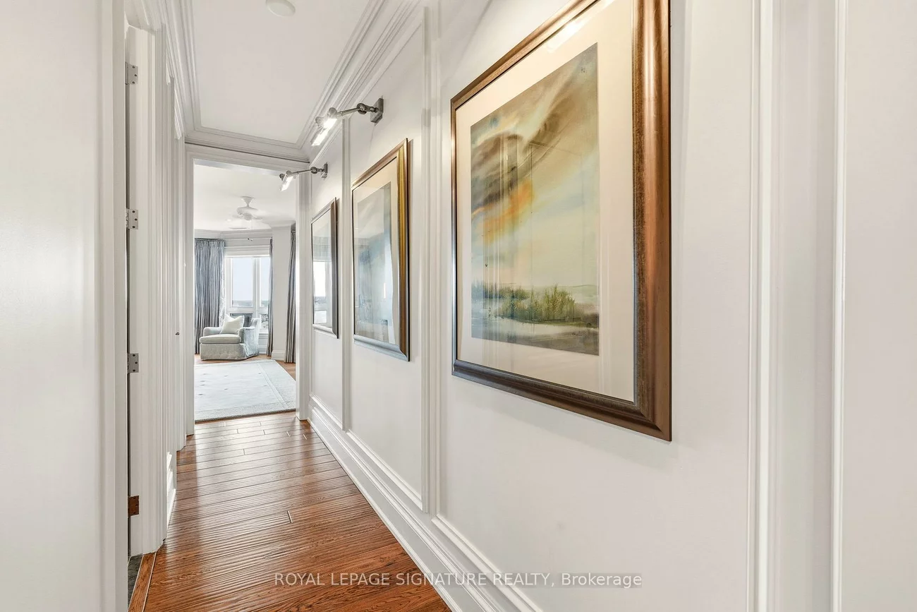 111, Forsythe, 1002 - CO Central, Oakville