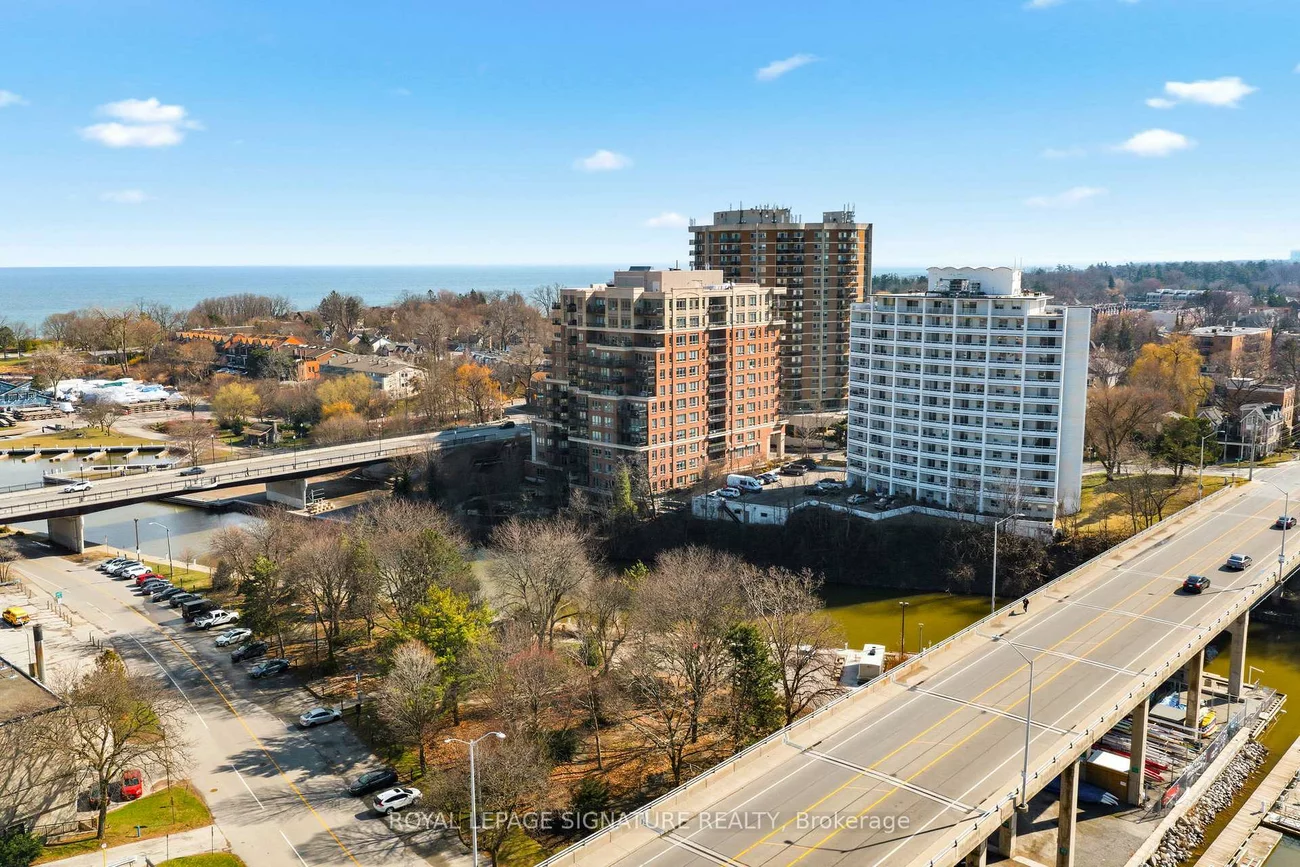111, Forsythe, 1002 - CO Central, Oakville
