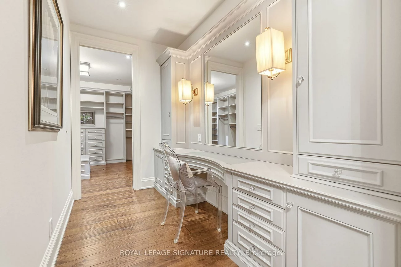 111, Forsythe, 1002 - CO Central, Oakville