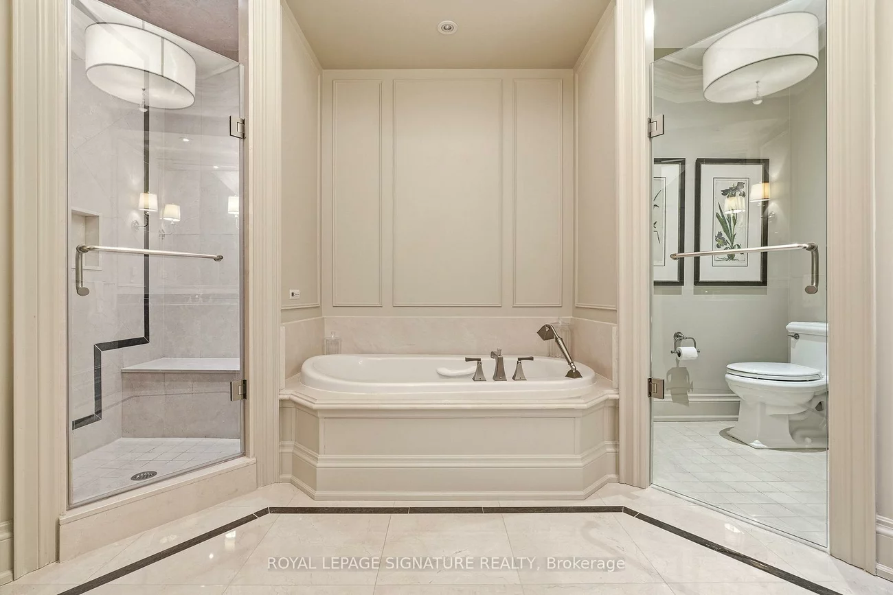 111, Forsythe, 1002 - CO Central, Oakville