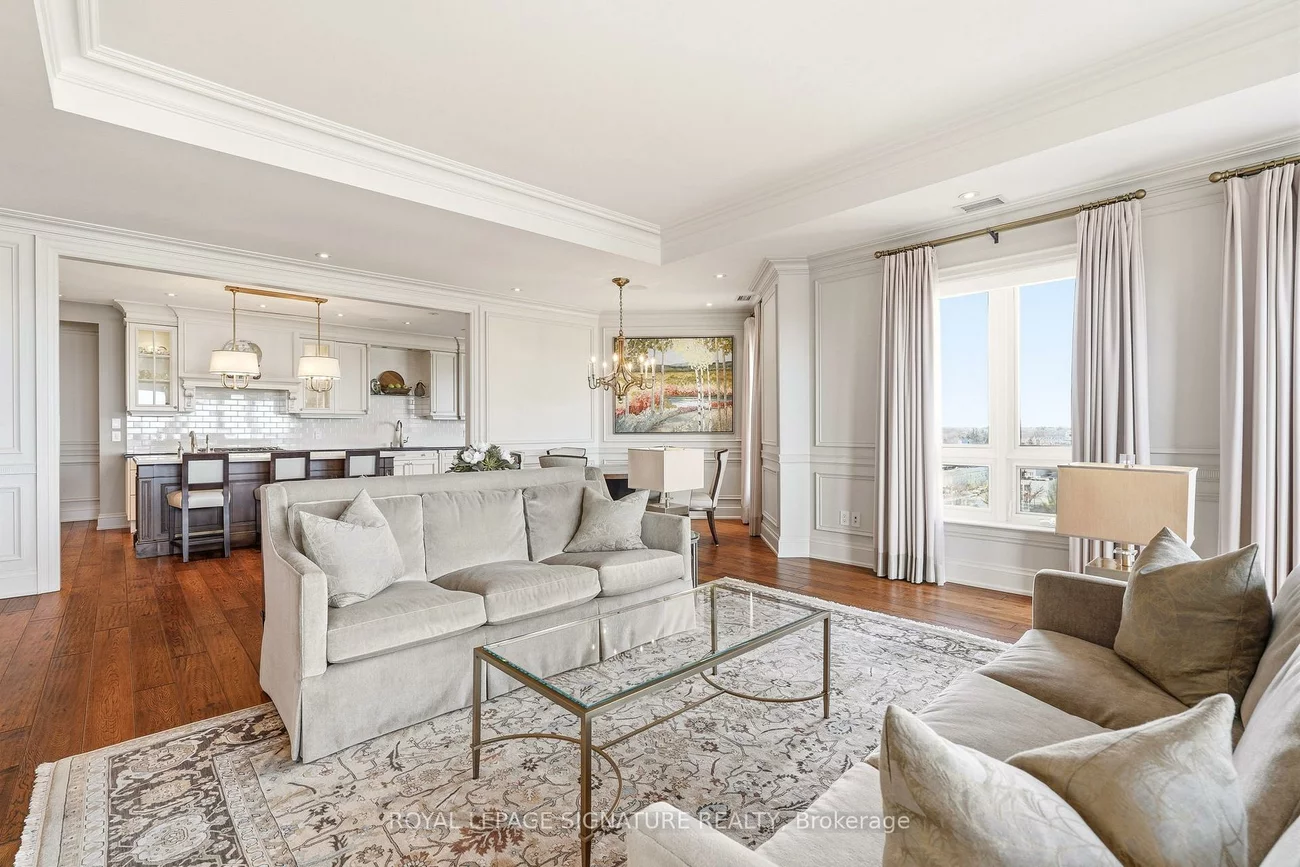 111, Forsythe, 1002 - CO Central, Oakville