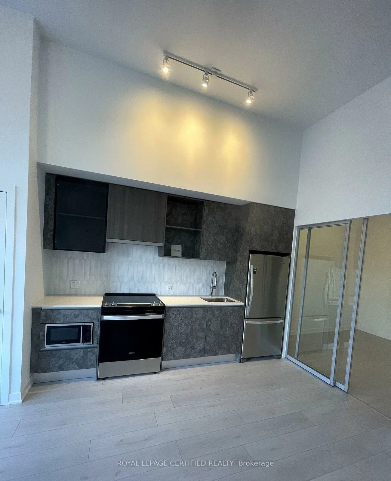 395, Dundas, 1008 - GO Glenorchy, Oakville