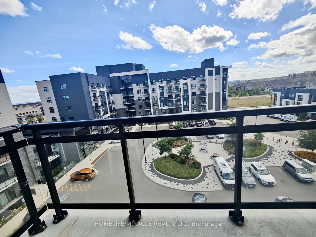 102, Grovewood, 1008 - GO Glenorchy, Oakville