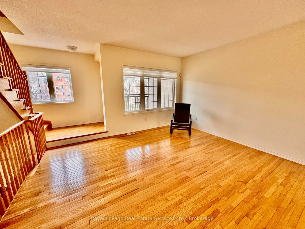 97, Georgian, 1015 - RO River Oaks, Oakville