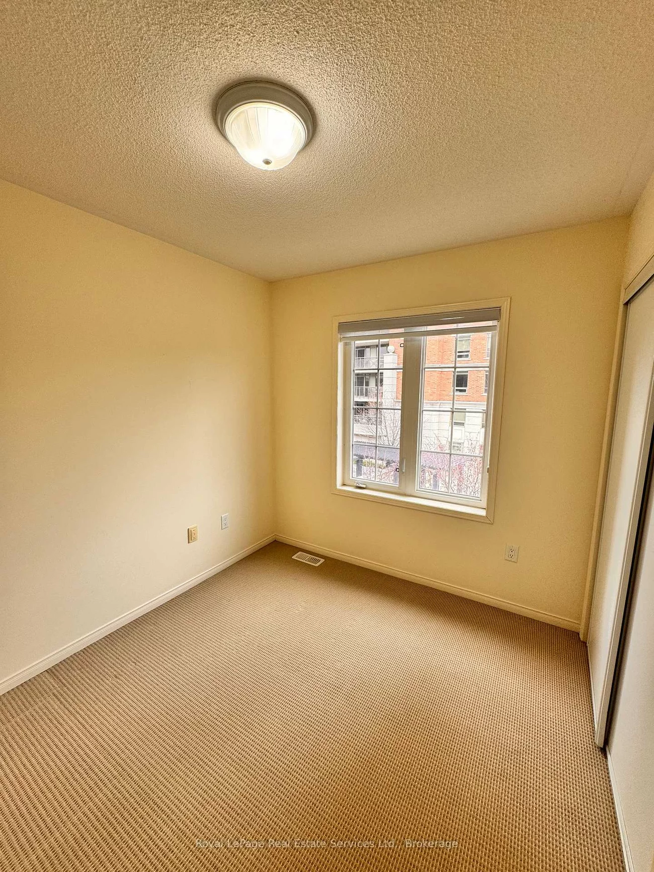 97, Georgian, 1015 - RO River Oaks, Oakville