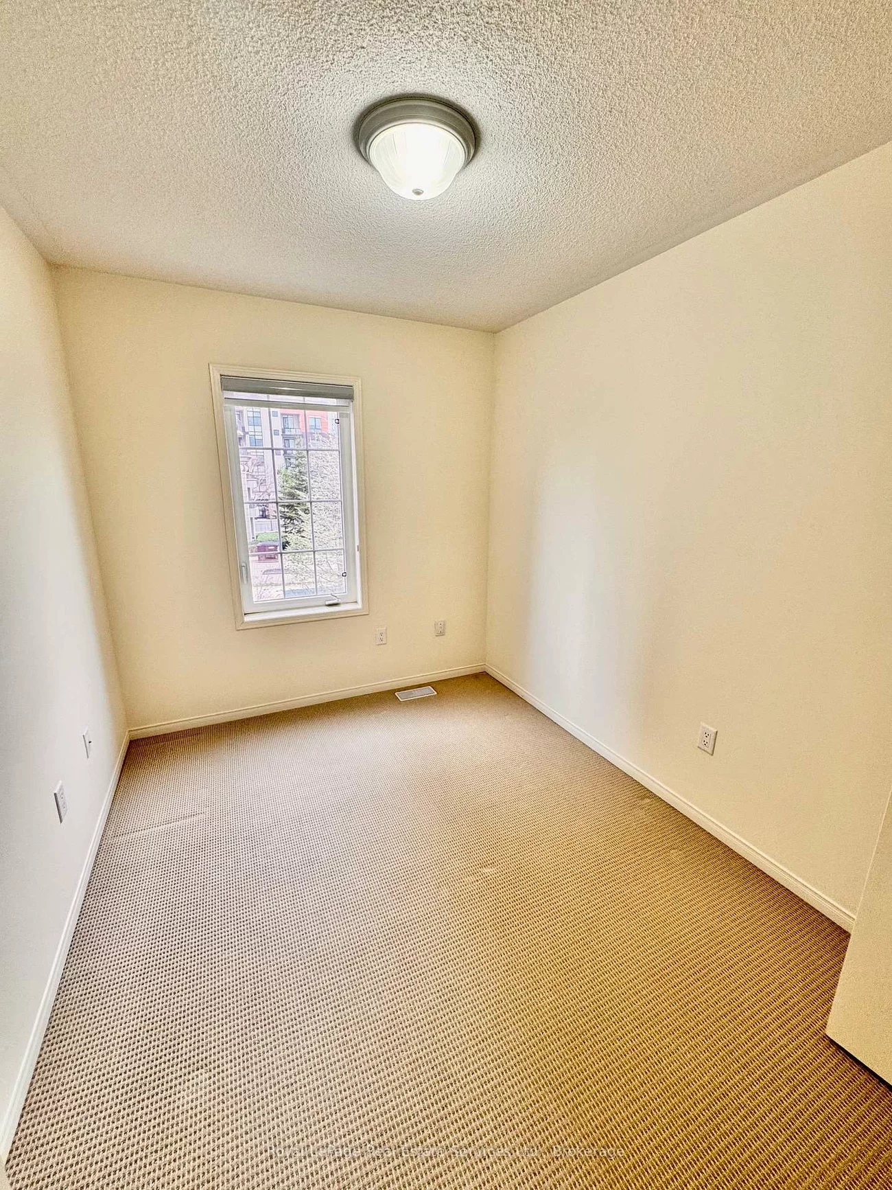 97, Georgian, 1015 - RO River Oaks, Oakville