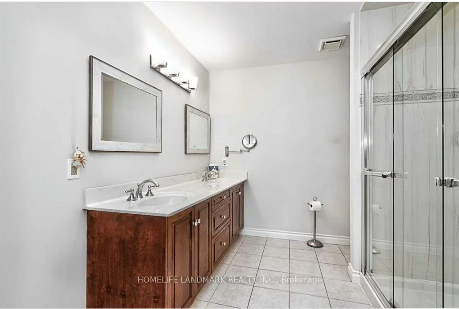 2006, Glenada, 1018 - WC Wedgewood Creek, Oakville