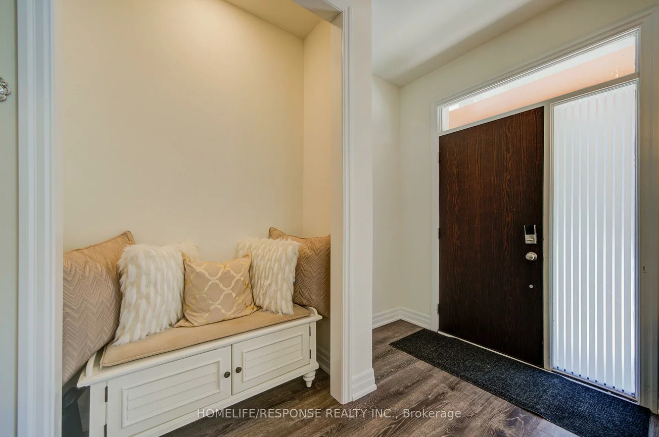 3023, Creekshore, 1008 - GO Glenorchy, Oakville