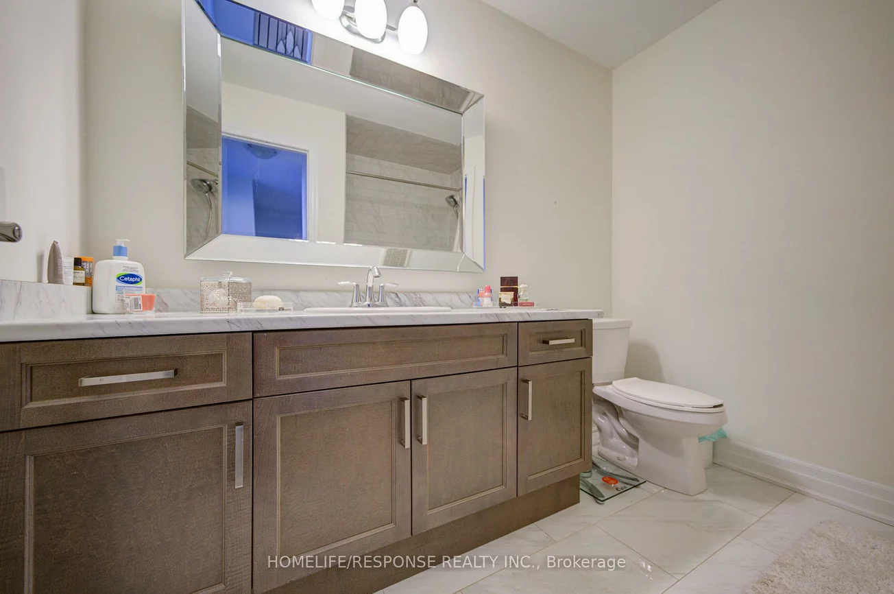 3023, Creekshore, 1008 - GO Glenorchy, Oakville