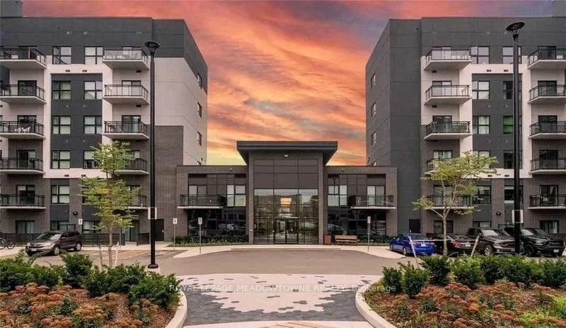 102, Grovewood, 1008 - GO Glenorchy, Oakville