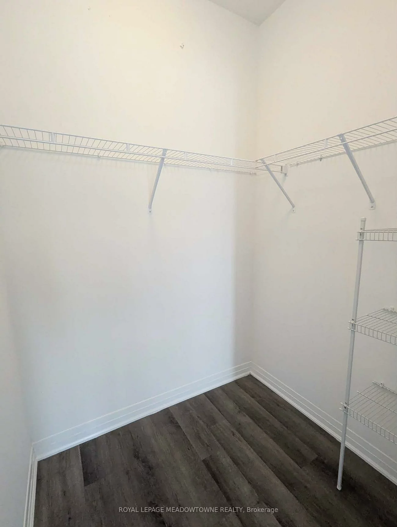 102, Grovewood, 1008 - GO Glenorchy, Oakville