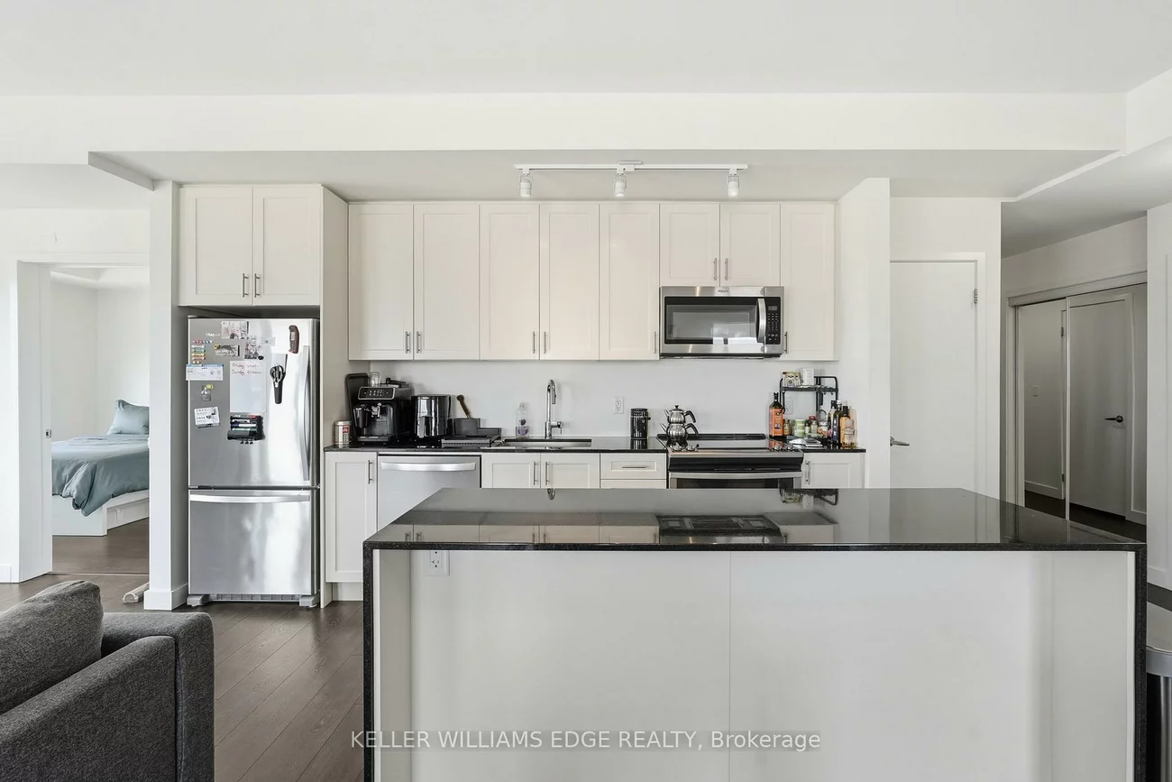 210, Sabina, 1008 - GO Glenorchy, Oakville