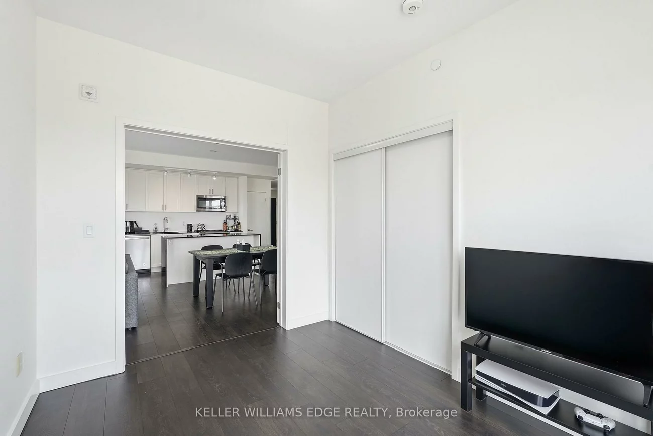 210, Sabina, 1008 - GO Glenorchy, Oakville