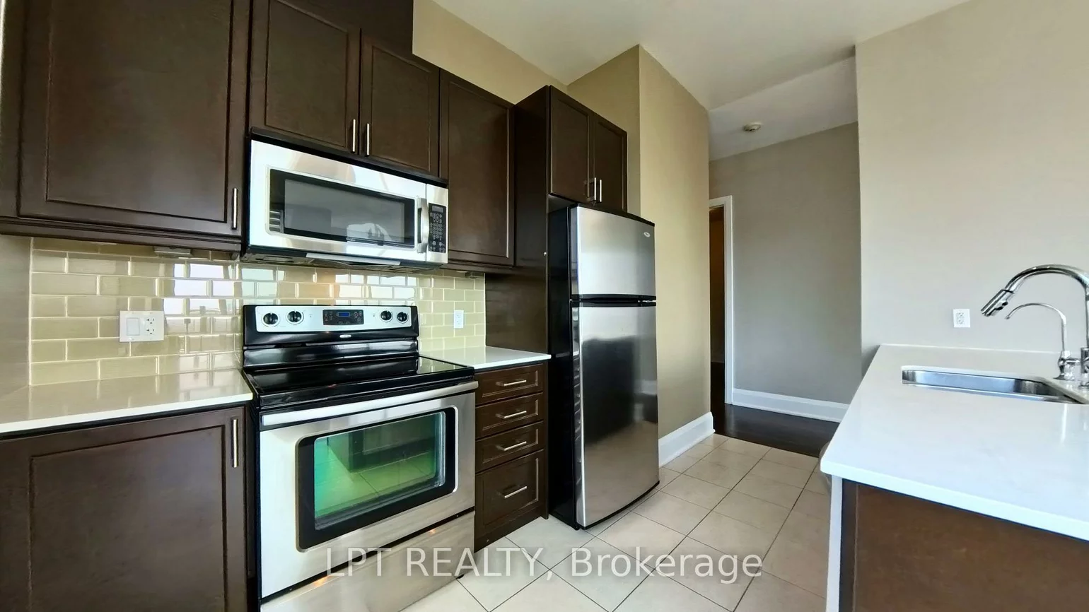 2470, Prince Michael, 1009 - JC Joshua Creek, Oakville