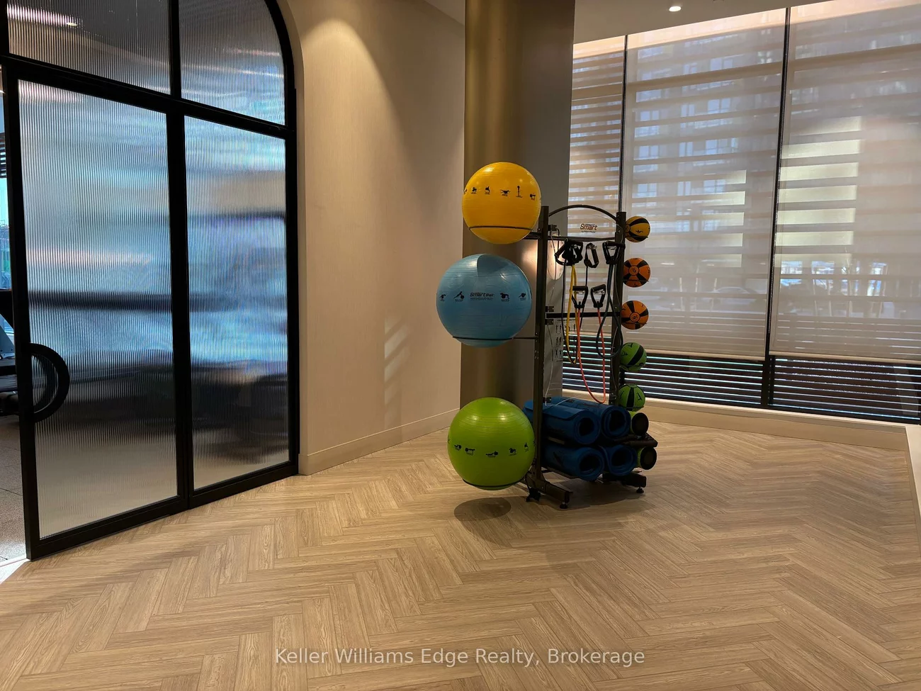 1415, Dundas, 1010 - JM Joshua Meadows, Oakville