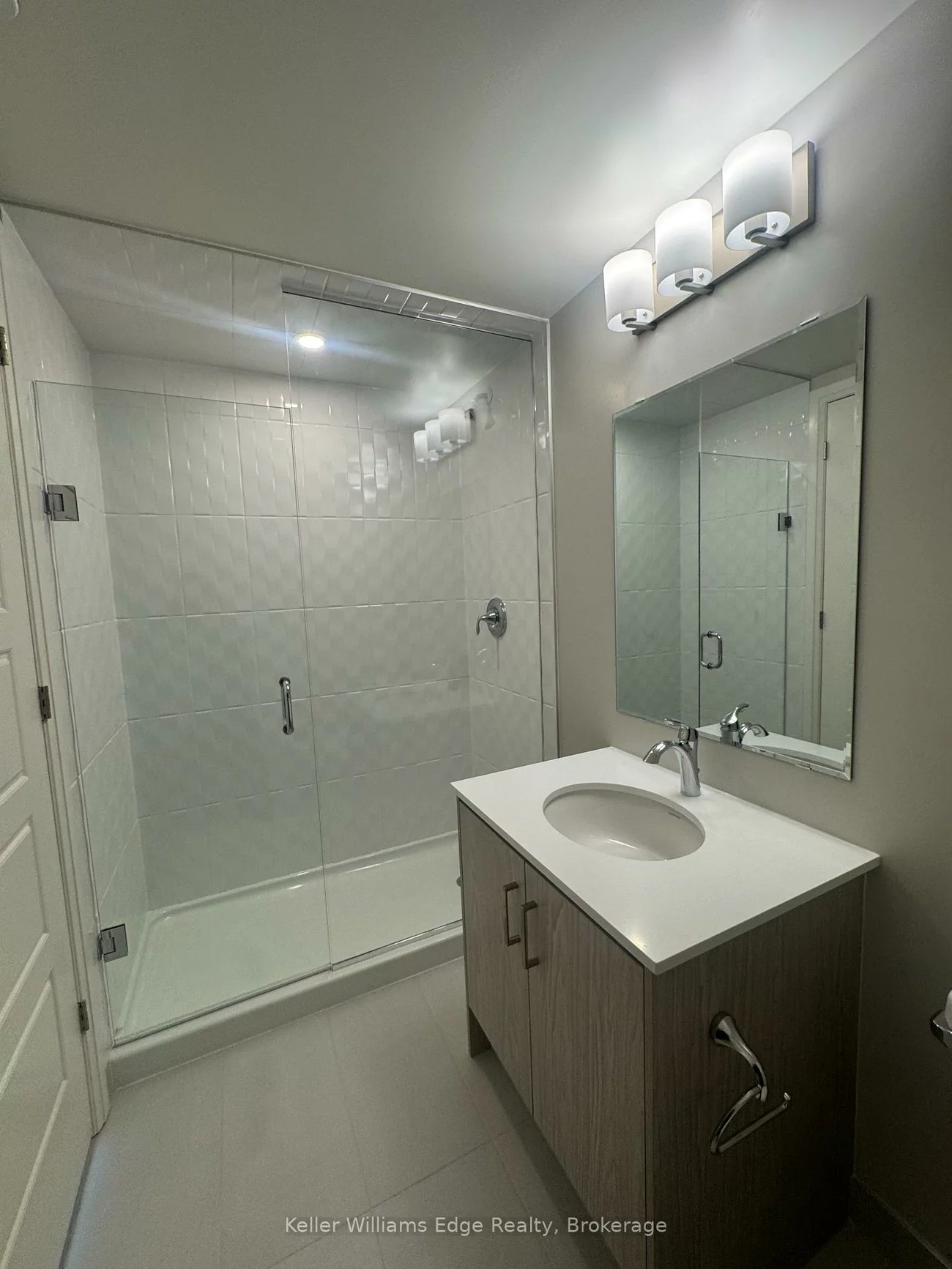 1415, Dundas, 1010 - JM Joshua Meadows, Oakville