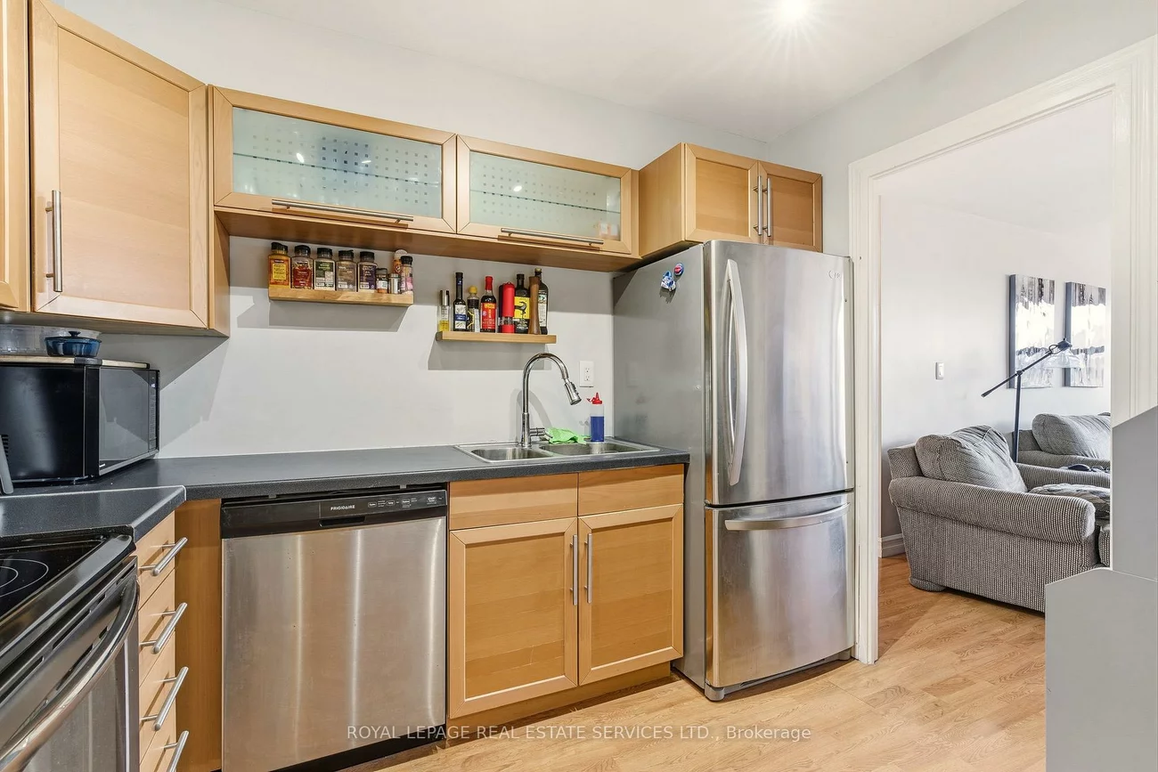 2263, Marine, 1001 - BR Bronte, Oakville