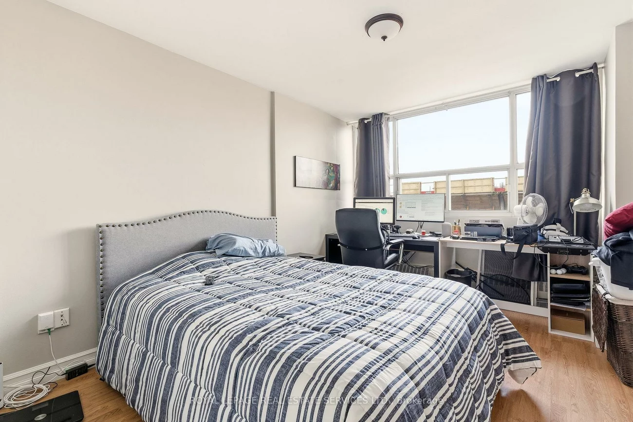 2263, Marine, 1001 - BR Bronte, Oakville