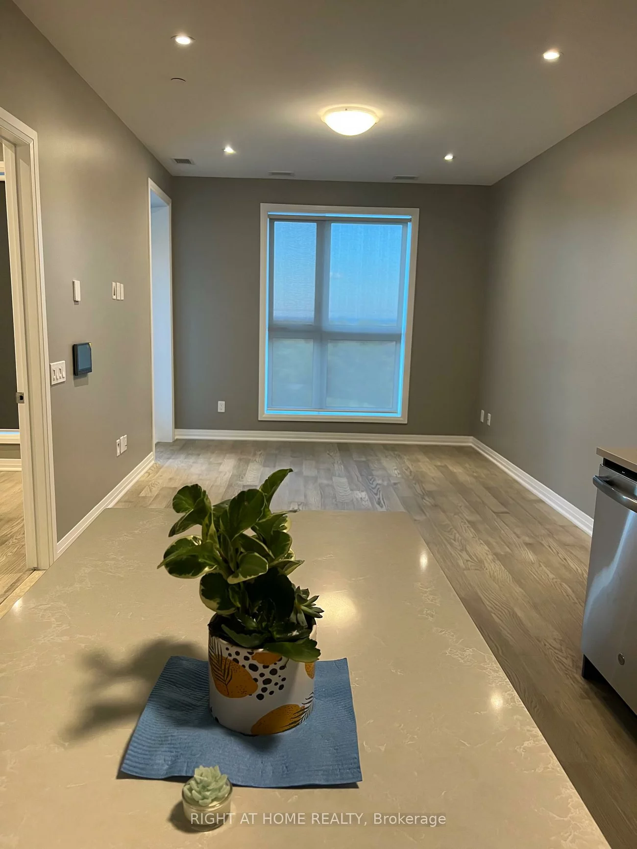 95, Dundas, 1008 - GO Glenorchy, Oakville