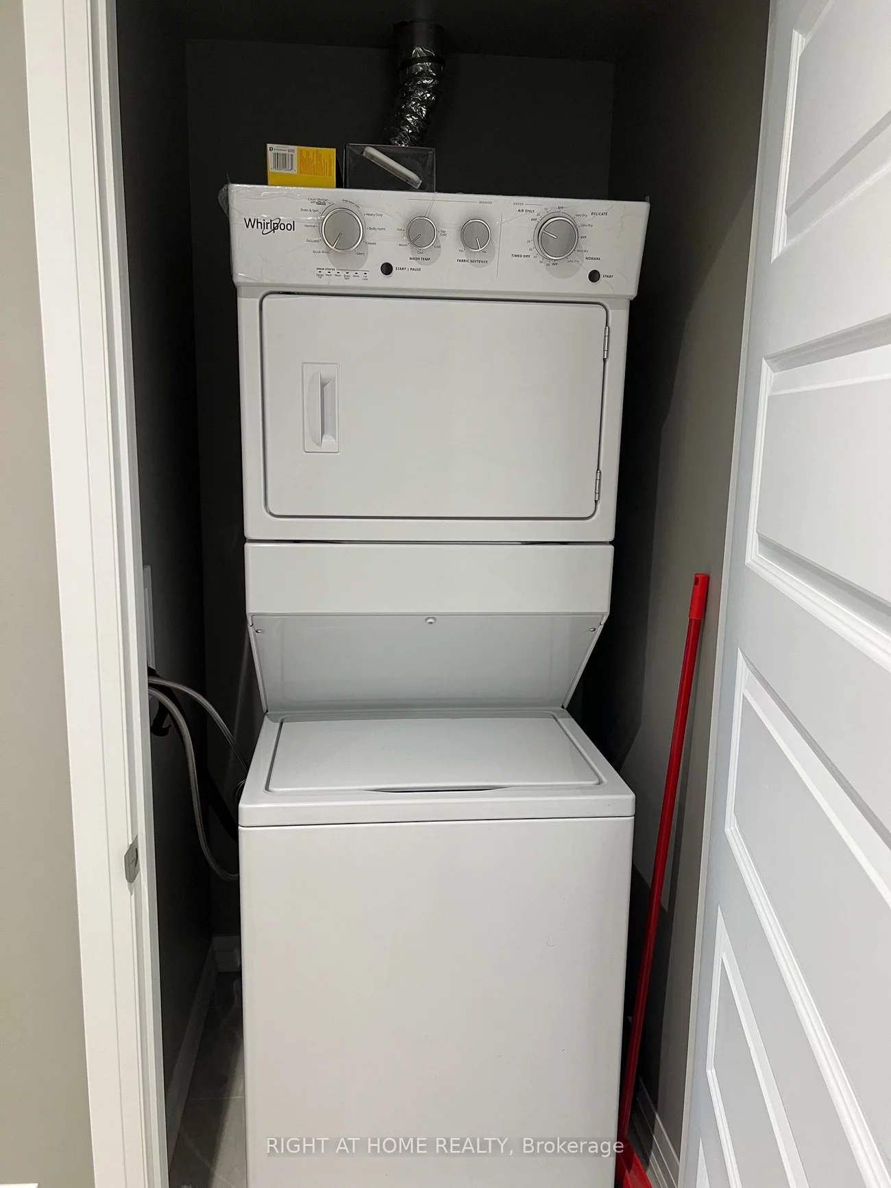 95, Dundas, 1008 - GO Glenorchy, Oakville