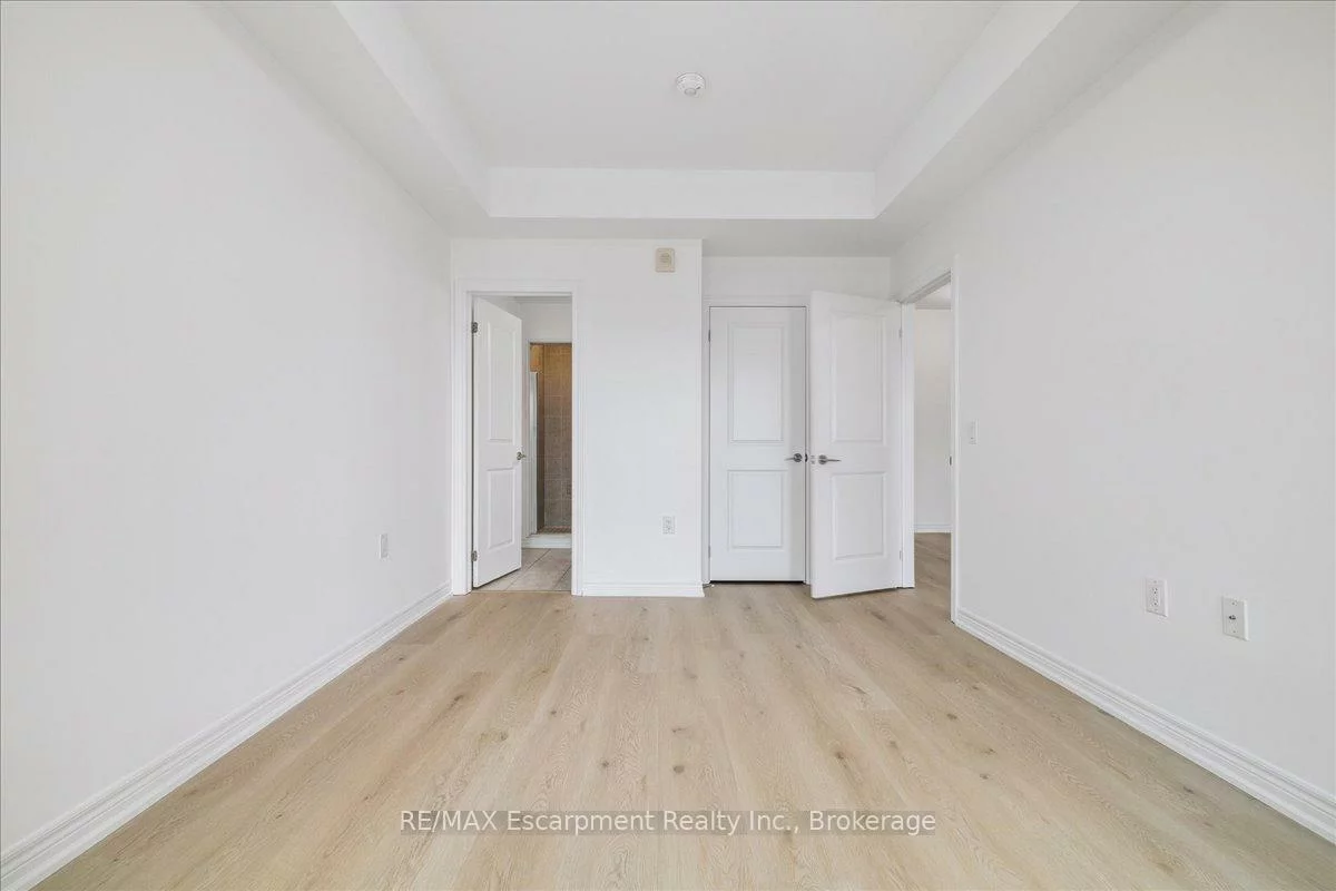 2393, Bronte, 1019 - WM Westmount, Oakville