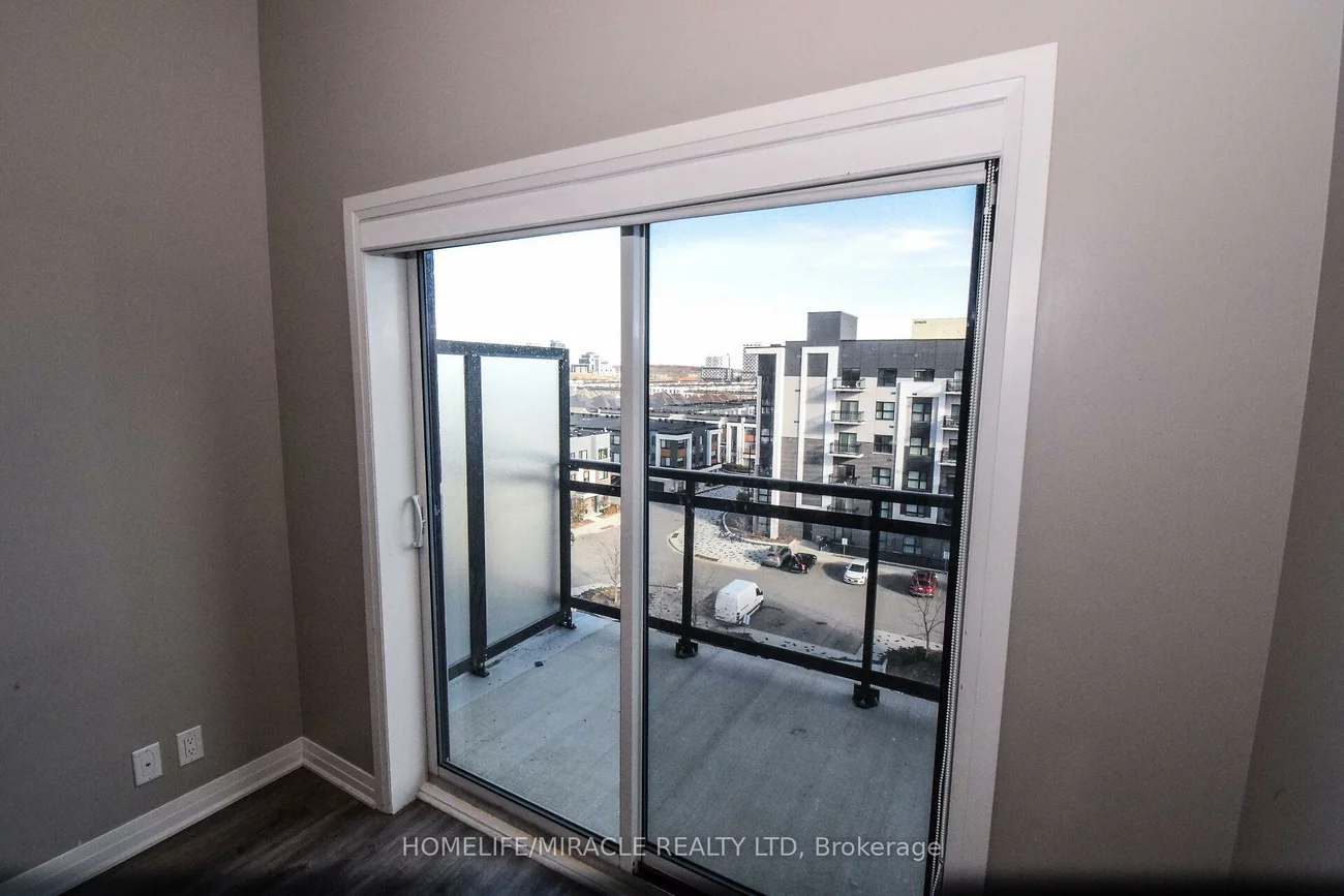 102, Grovewood, 1008 - GO Glenorchy, Oakville