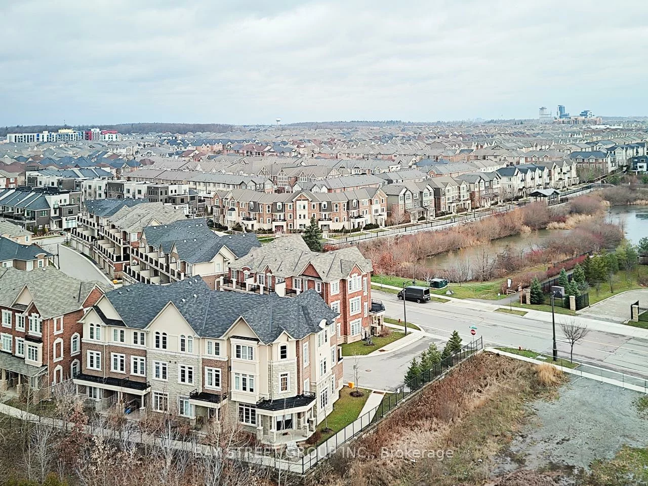 395, Dundas, 1008 - GO Glenorchy, Oakville