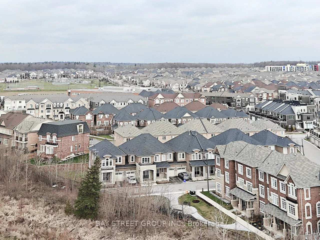 395, Dundas, 1008 - GO Glenorchy, Oakville