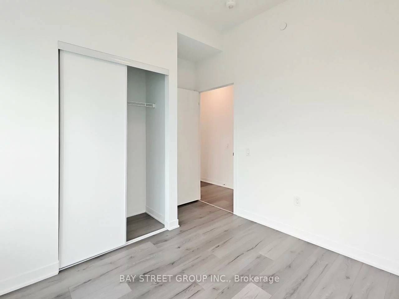 395, Dundas, 1008 - GO Glenorchy, Oakville