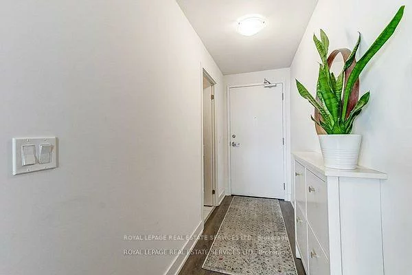 297, Oak Walk, 1015 - RO River Oaks, Oakville