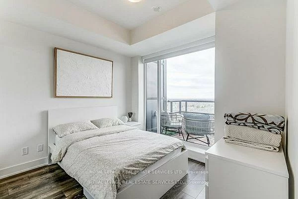 297, Oak Walk, 1015 - RO River Oaks, Oakville