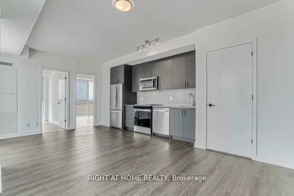 335, Wheat Boom, 1010 - JM Joshua Meadows, Oakville