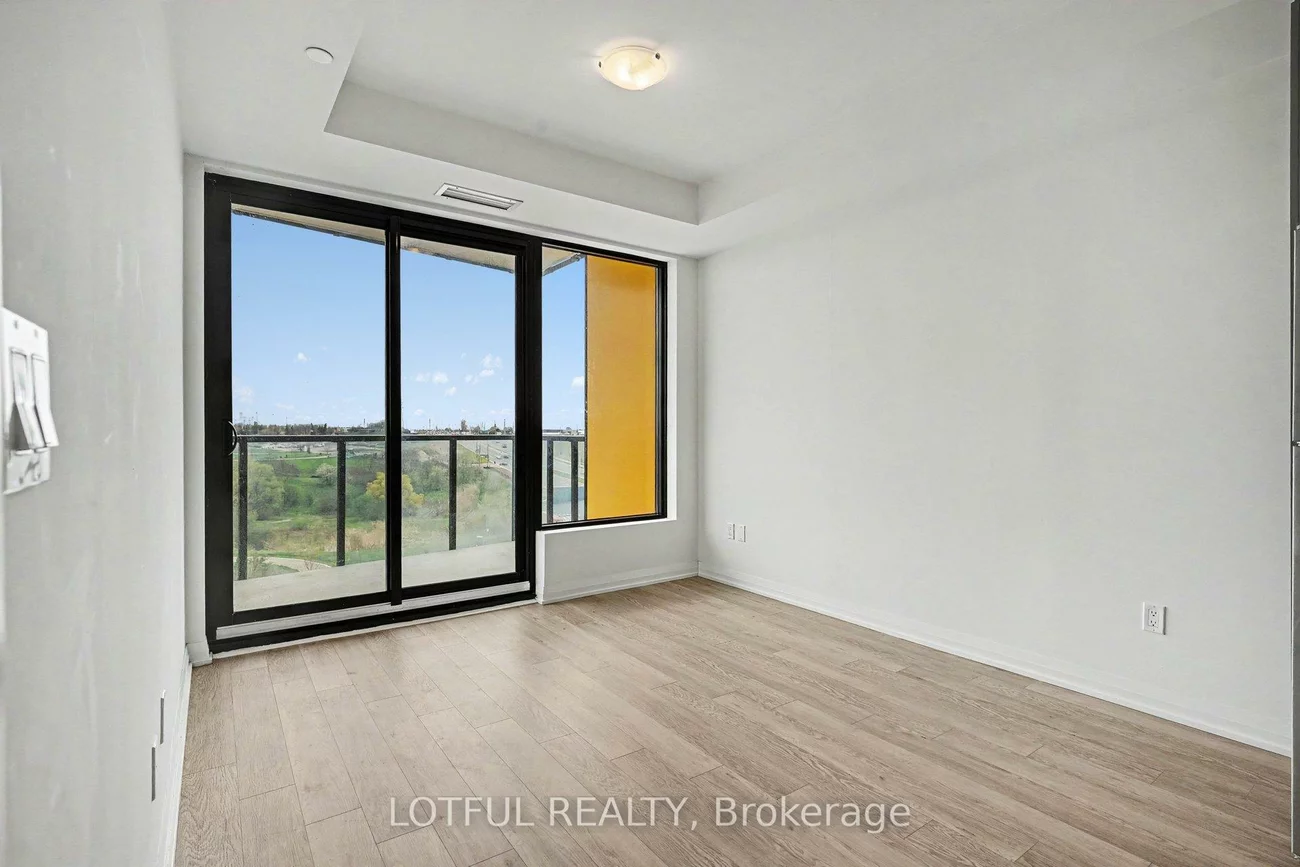 1415, Dundas, 1010 - JM Joshua Meadows, Oakville