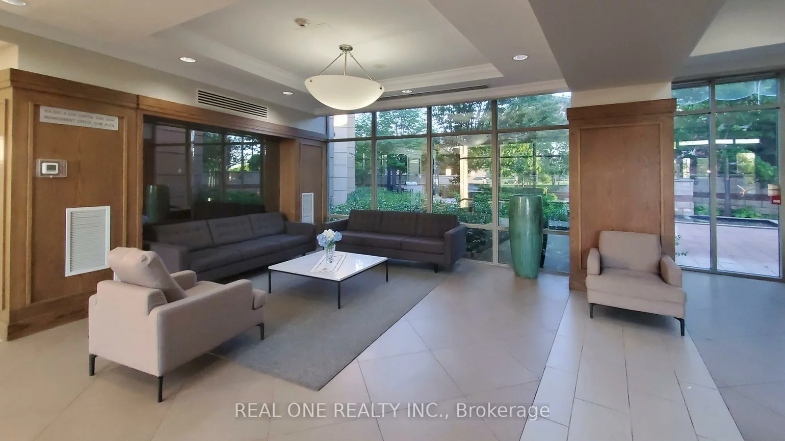 2391, Central Park, 1015 - RO River Oaks, Oakville