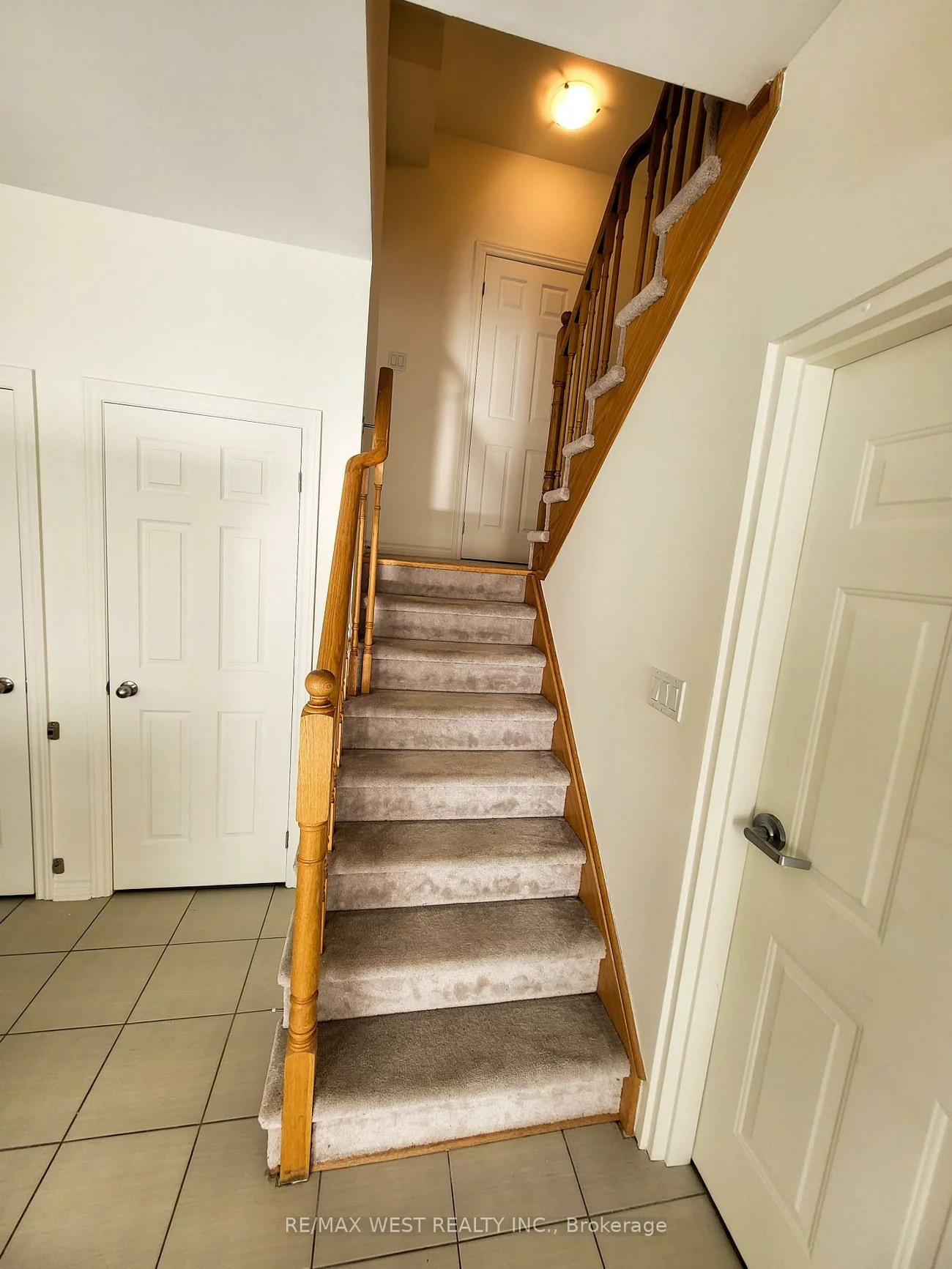 2420, Baronwood, 1019 - WM Westmount, Oakville