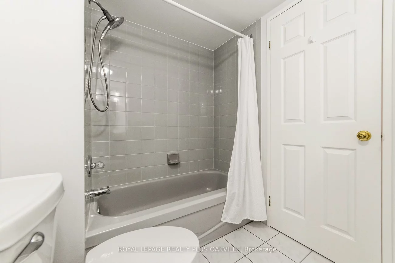 100, Bronte, 1001 - BR Bronte, Oakville