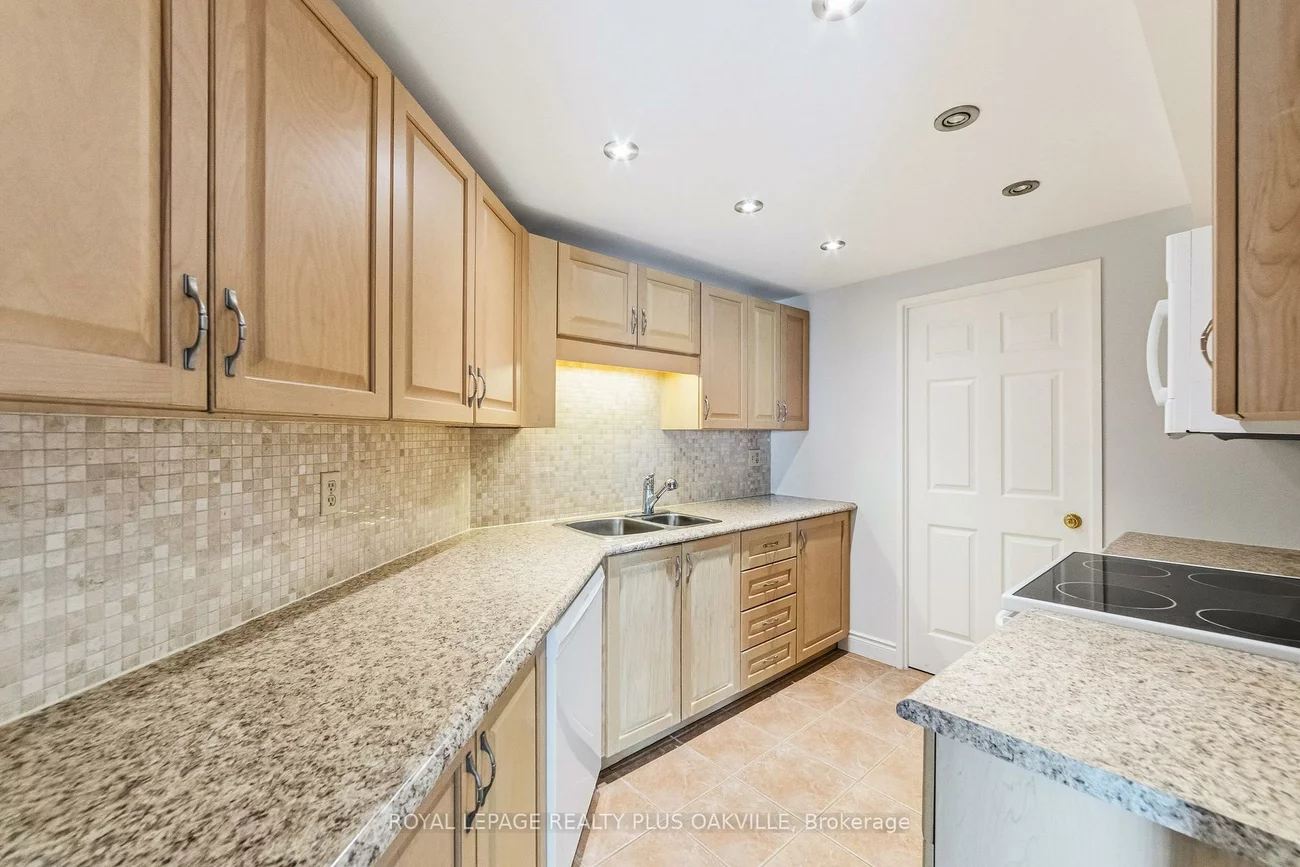 100, Bronte, 1001 - BR Bronte, Oakville