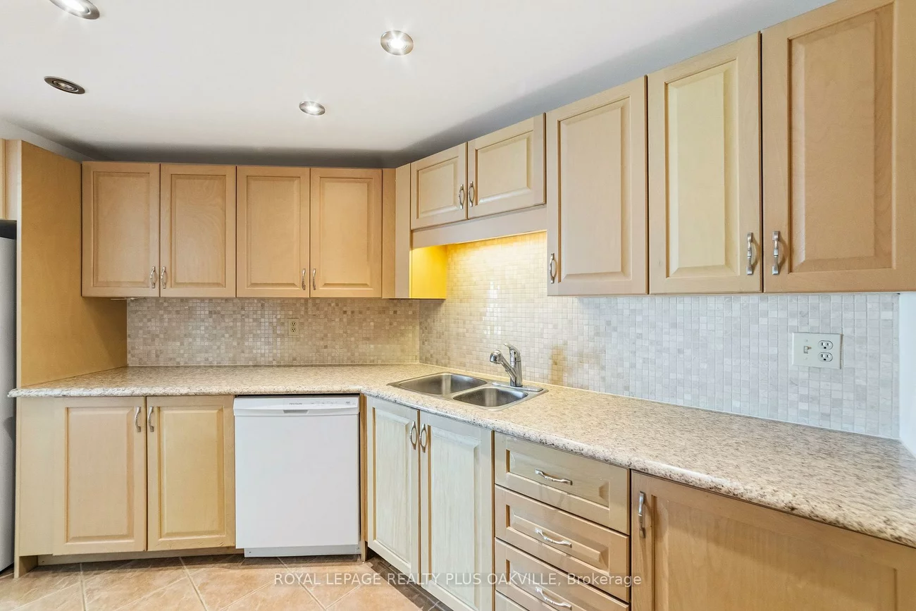 100, Bronte, 1001 - BR Bronte, Oakville