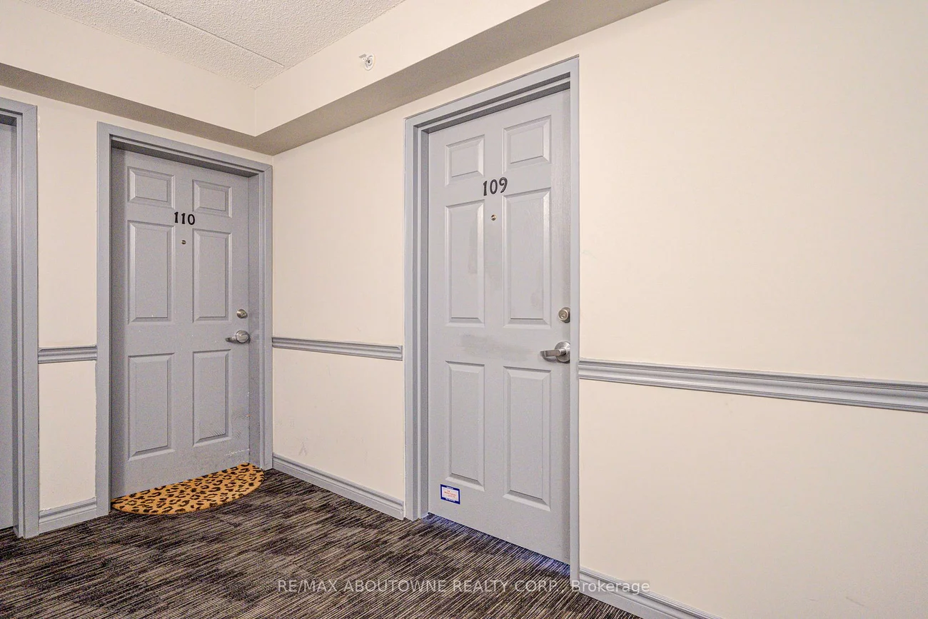 1490, Bishops, 1007 - GA Glen Abbey, Oakville