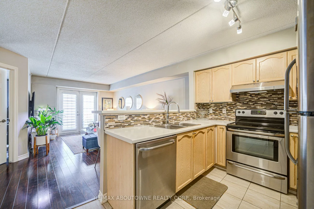 1490, Bishops, 1007 - GA Glen Abbey, Oakville