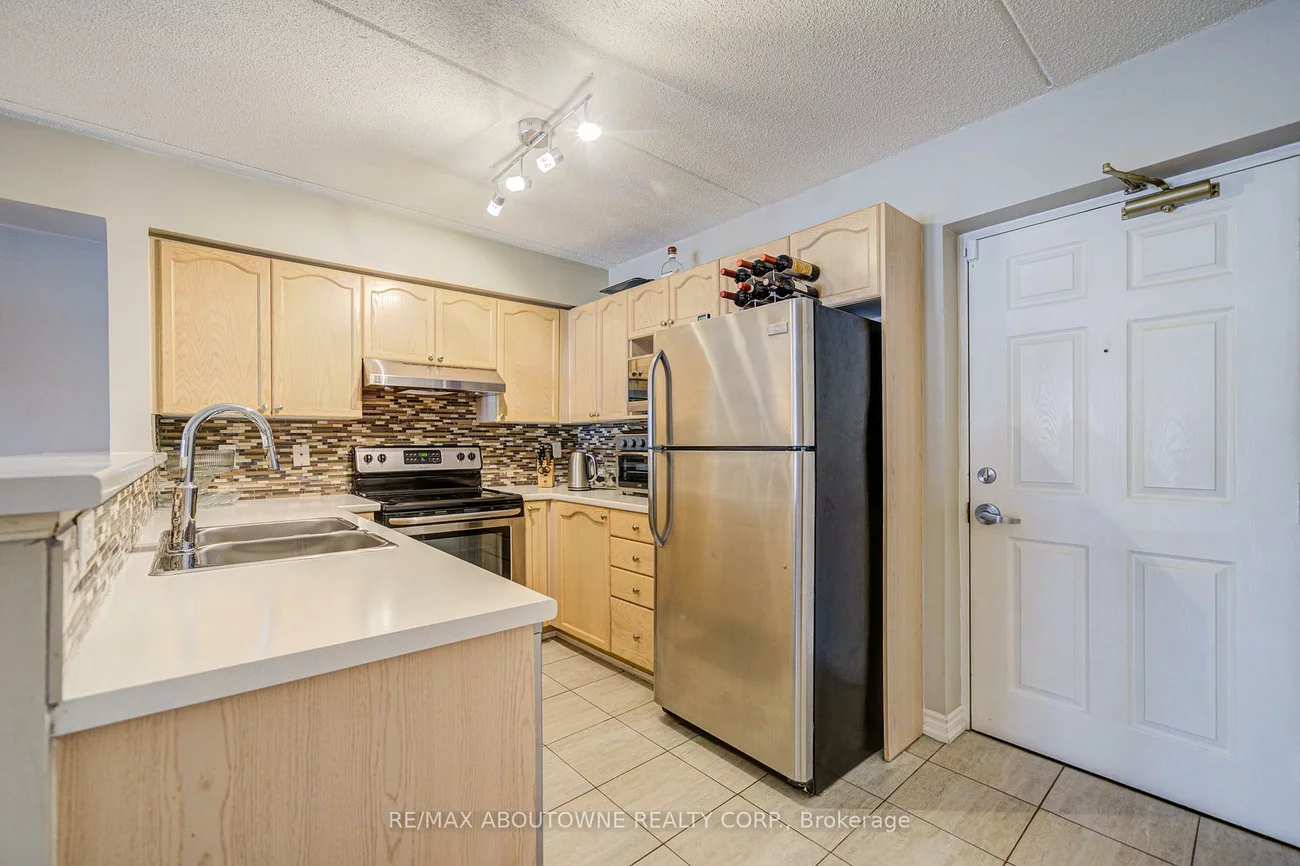 1490, Bishops, 1007 - GA Glen Abbey, Oakville