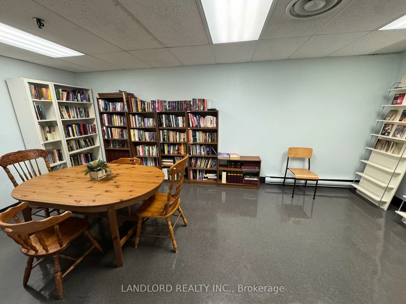 20, Speers, 1002 - CO Central, Oakville